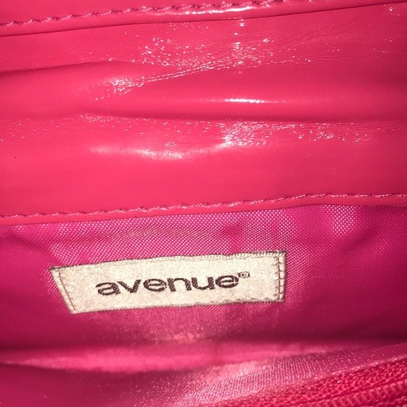 🌻Avenue Bright pink clutch wallet - Picture 2 of 5